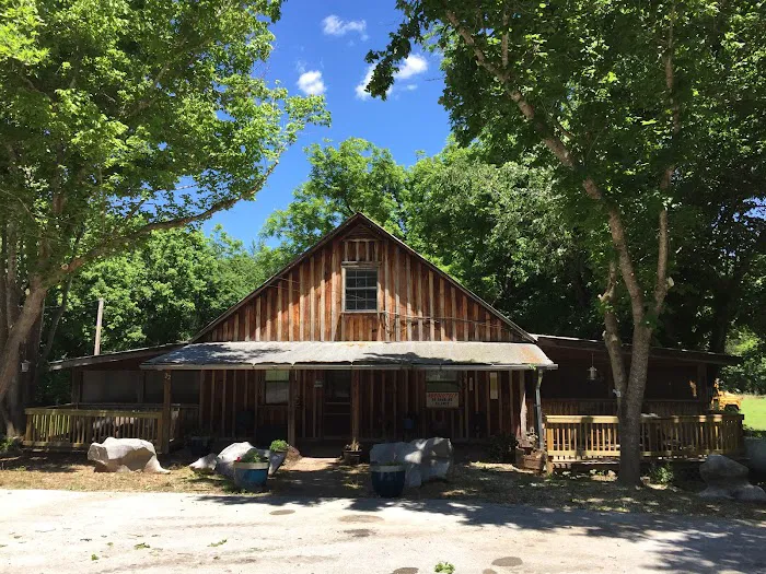 Kelly's Bunkhouse Picture 6