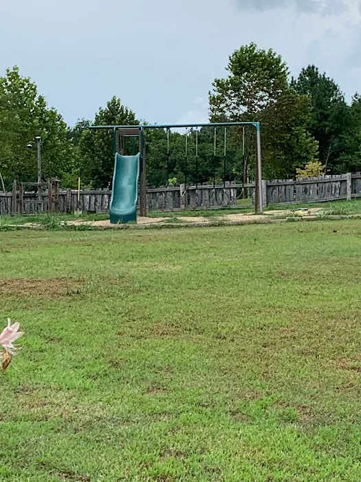 Gilbert RV Campground & Cabins Picture 8