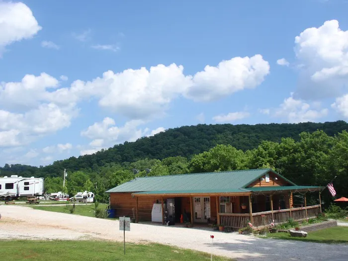 Gilbert RV Campground & Cabins Picture 1