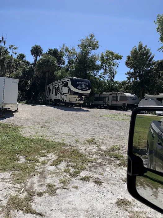 Lake Place R V Park Picture 4