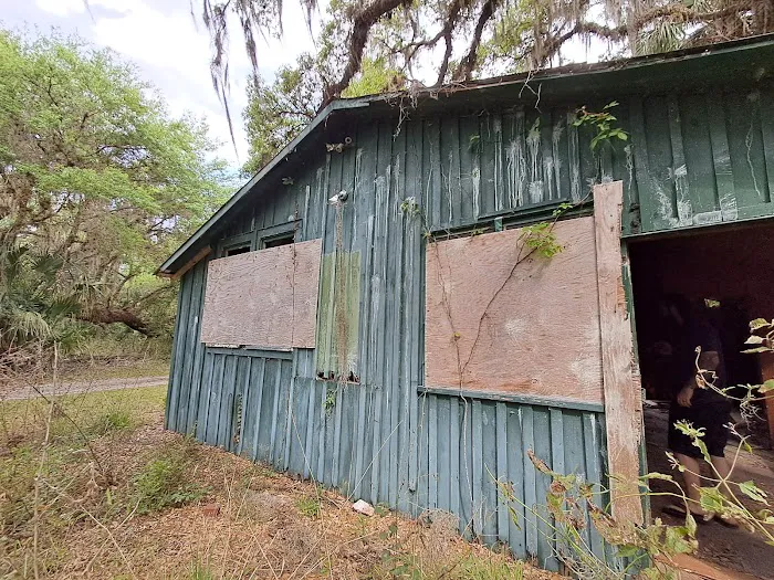 Dupuis Group Campground. 22500 SW Kanner HWY Picture 2