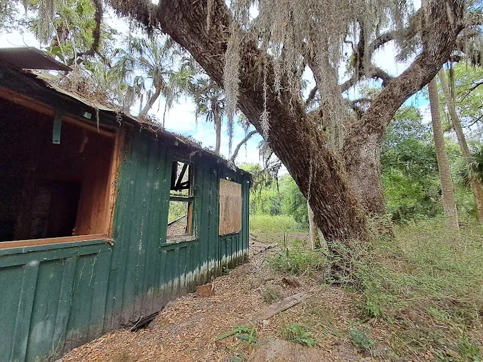 Dupuis Group Campground. 22500 SW Kanner HWY Picture 4