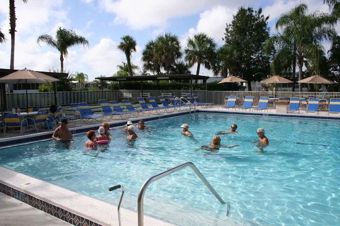 Encore Harbor Lakes Picture 7