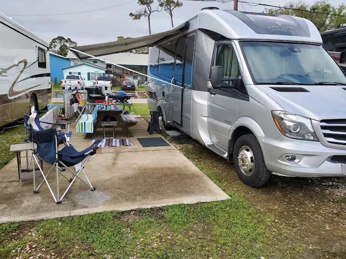 Pelican Nest RV Resort & Campground Picture 2