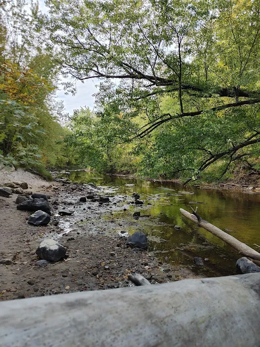 Sandrock Cliffs Campground Picture 11