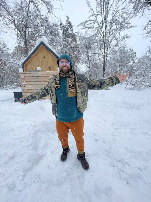 Tiny Home in the Wood Picture 2