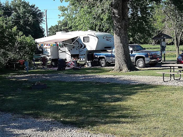 Hawkeye Point Campground Picture 10