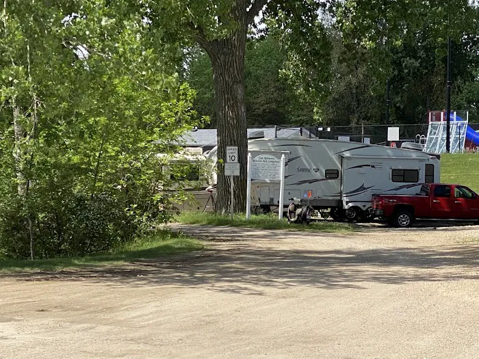 Sam Robinson Memorial Park & Campground Picture 2