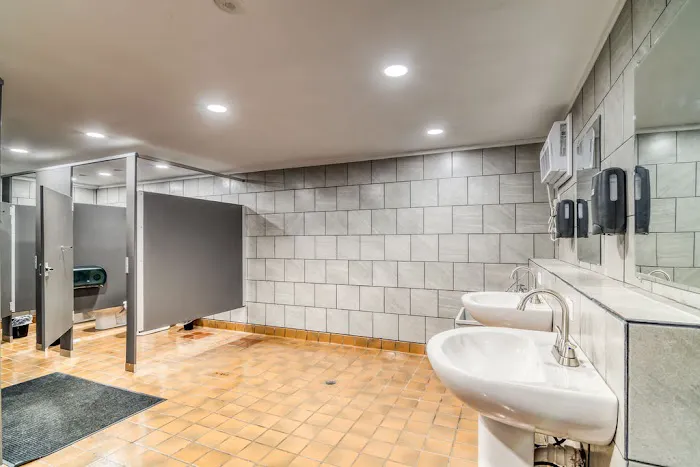 Tall Pines Campground Picture 7