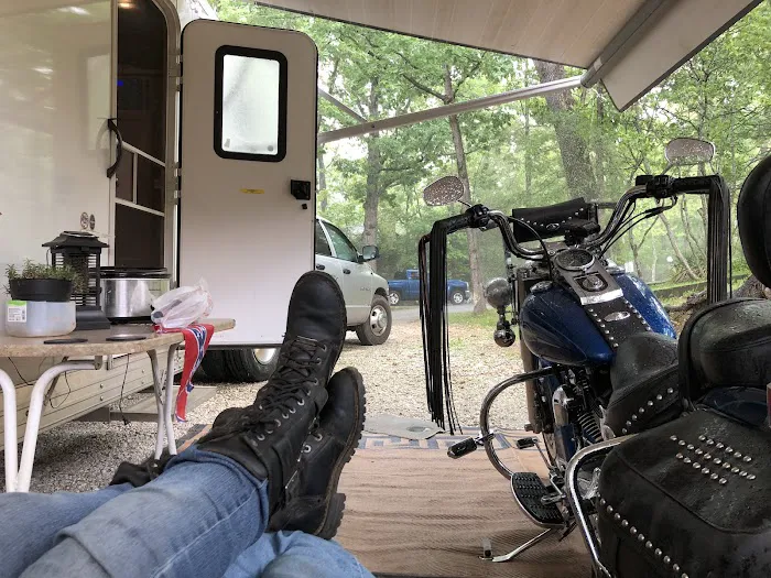 Wilderness Cabins & Campground Picture 1