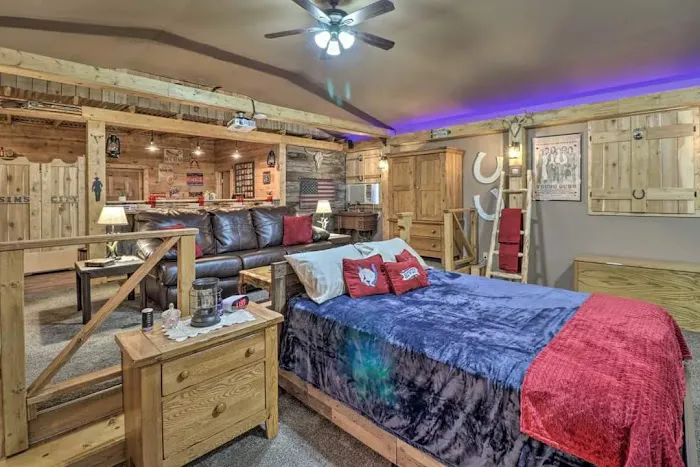 Sims city cabin Picture 2