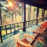Happy Hawk Cabin ico