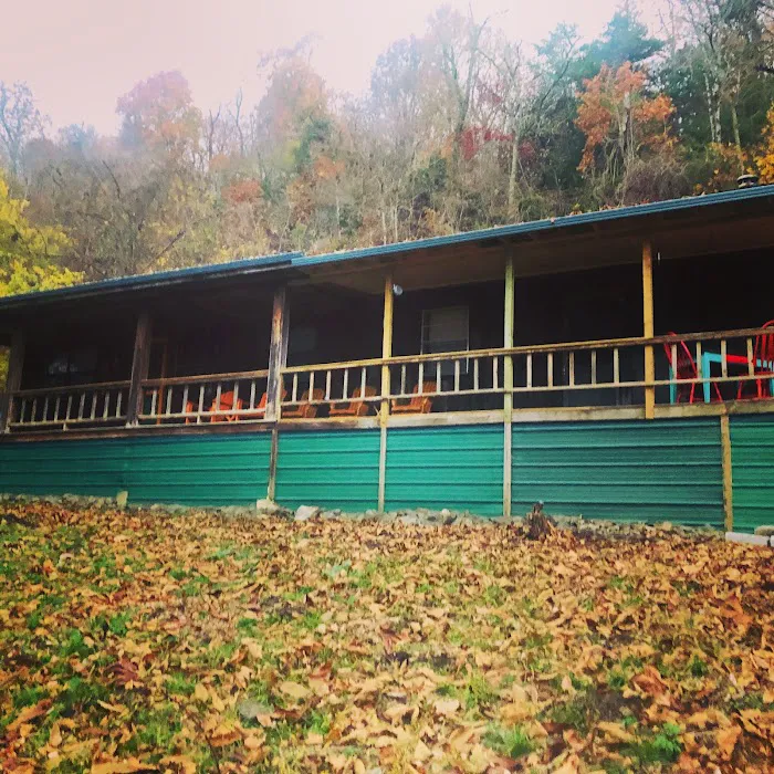 Happy Hawk Cabin Picture 3