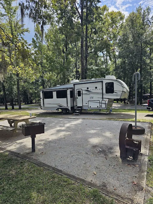 Service Park Campground Picture 1