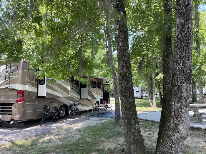 Service Park Campground Picture 9