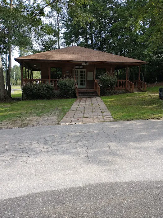 Bluff Creek Campground Picture 1