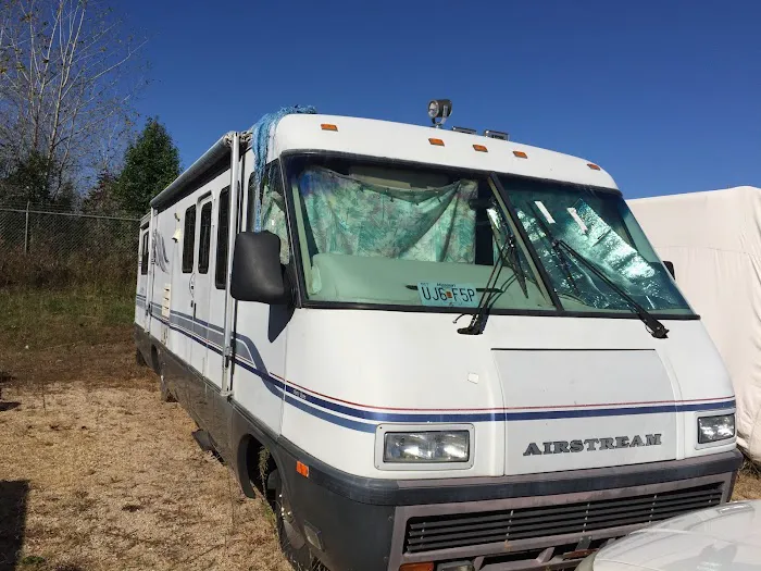 Bluff Creek Campground Picture 9