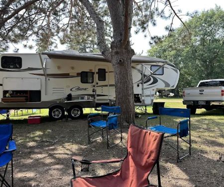 Woodsong RV Resort