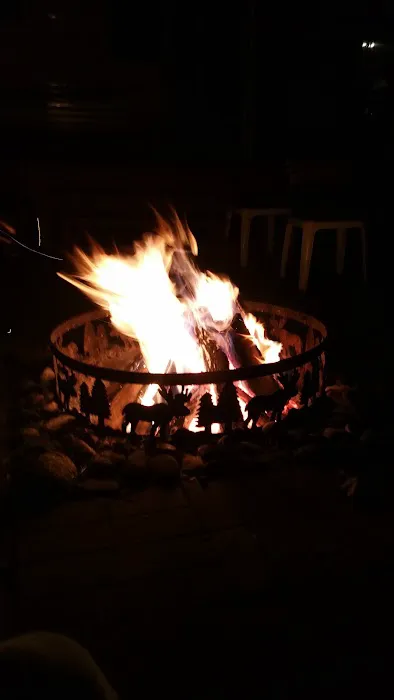 Woodsong RV Resort Picture 2