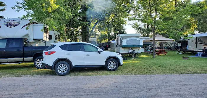 South Isle Family Campground Picture 5