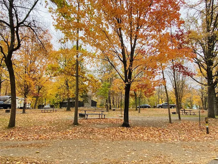 Lakeview Campground Picture 3