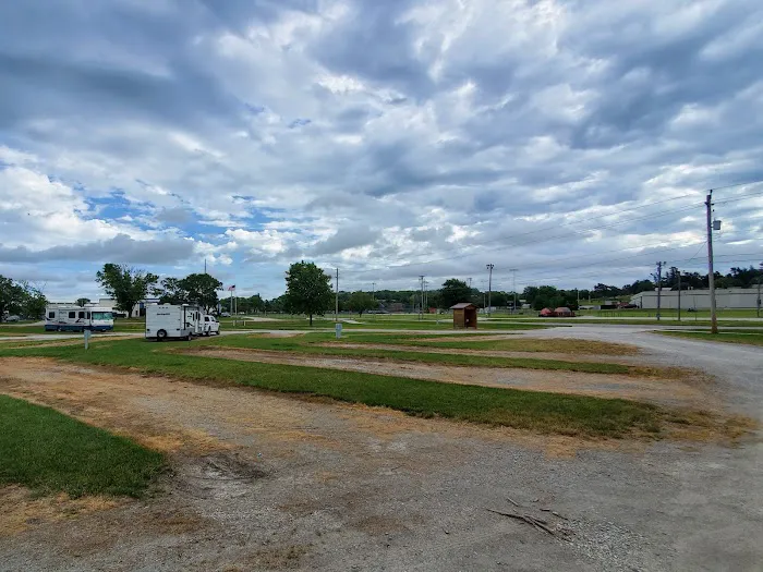 Montgomery Fairgrounds Campground Picture 2