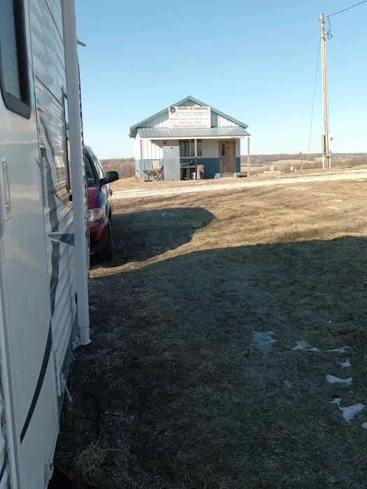 Middle of Nowhere Ranch Picture 5