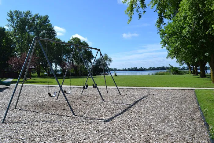 Seven Mile Lake Park Picture 6