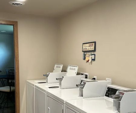 Currie’s Cozy Campground