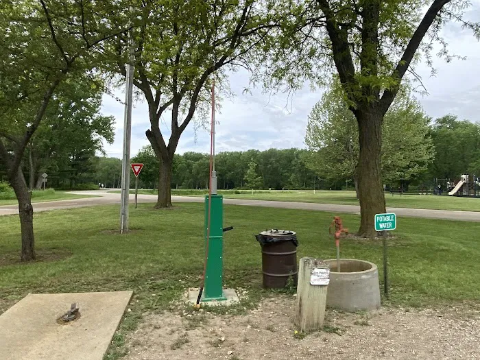 Riverside Campground Picture 5