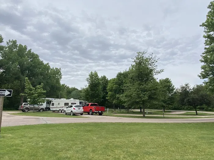 Riverside Campground Picture 1