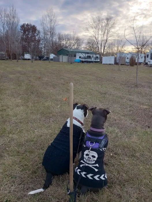 Windsor Woods Campground Picture 3