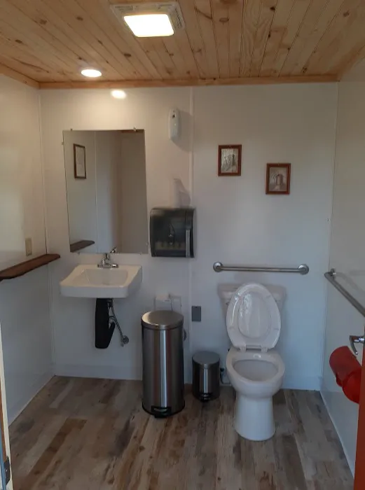 Shady Oaks Campground & RV Park Picture 8