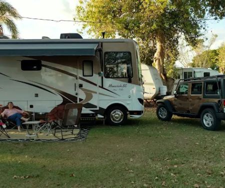 Clewiston RV Resort