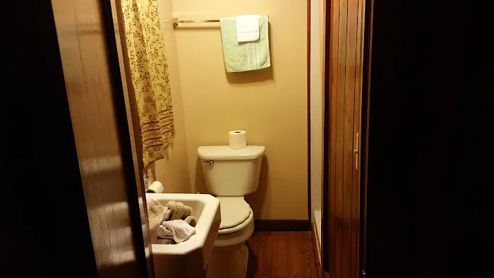 Uncle Joe's Motel & Campground Picture 6