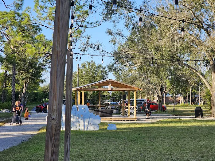 Alluring Acres - Glamp retreat Picture 4