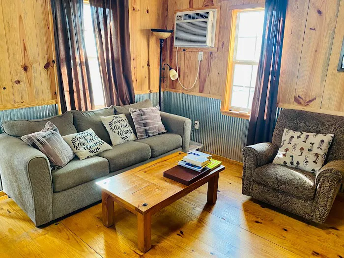 Elevate Red Creek Cabins Picture 10