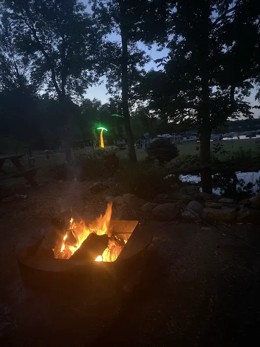 Hide-Away Campground Picture 3