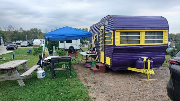 Countryside Campground Picture 10