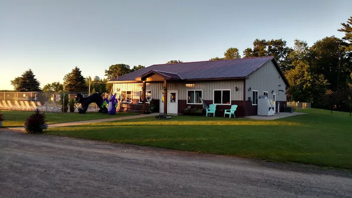 Pete's Retreat Family Campground Picture 1