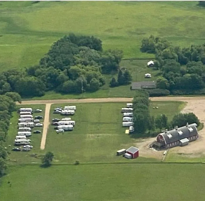 Breezy Barnyard Campground Picture 3