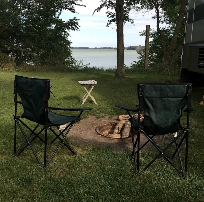 Schreier's On Shetek Campground Picture 5