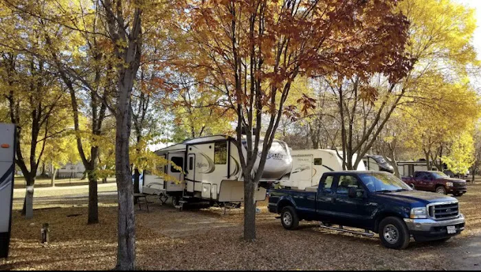 Schreier's On Shetek Campground Picture 3