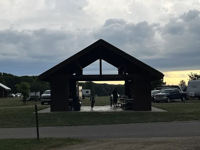 Sunrise Campground Picture 3