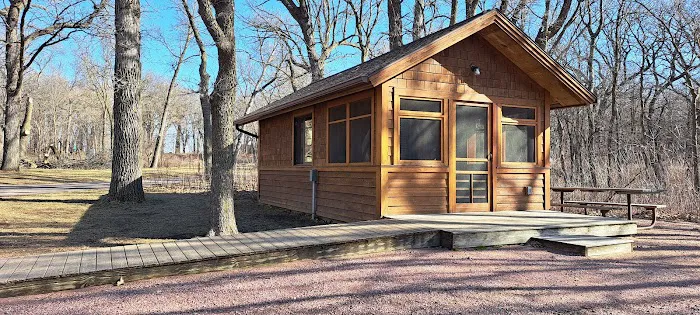 Cabins at Lake Shetek State Park Picture 4