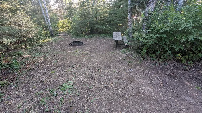 Island Lake Campsite #9 Picture 3