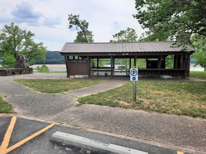 Lake Dardanelle Area Picture 1