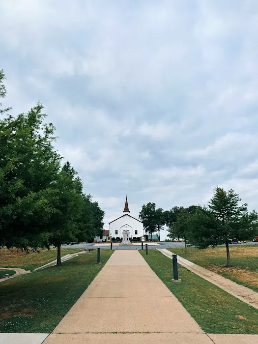 Camp Robinson RV Park Picture 10