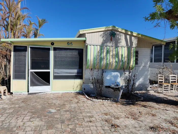 Periwinkle Campground Sanibel Island Picture 6