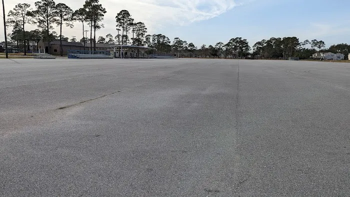 Shields RV FamCamp Picture 4